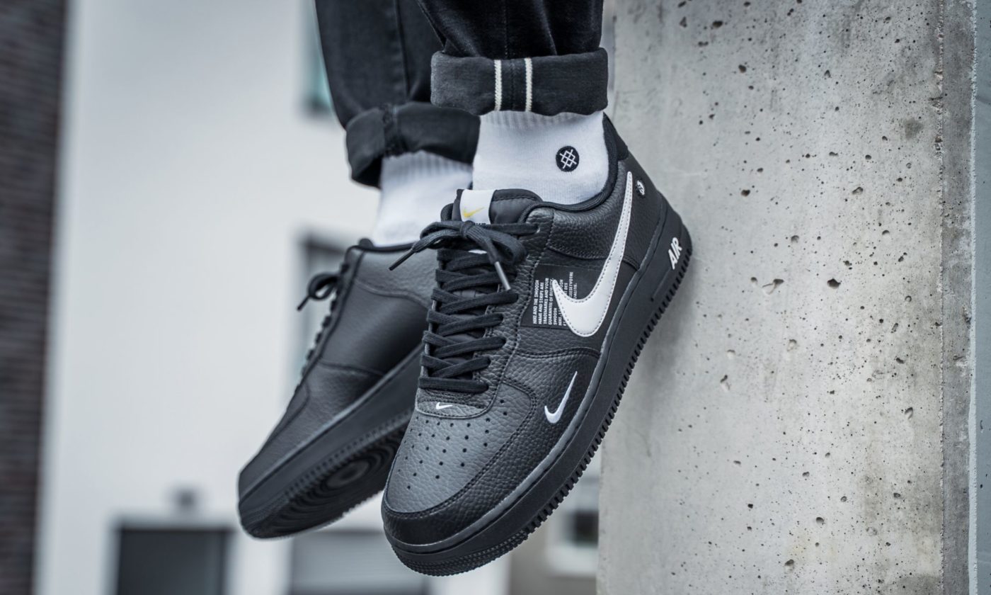 Black air force 1 utility junior online